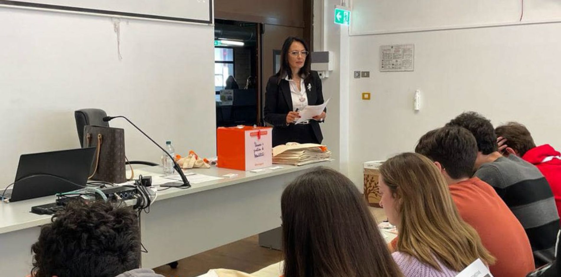 Career Day Pescara, Generazione Vincente appassiona gli studenti con un “gioco di ruolo”